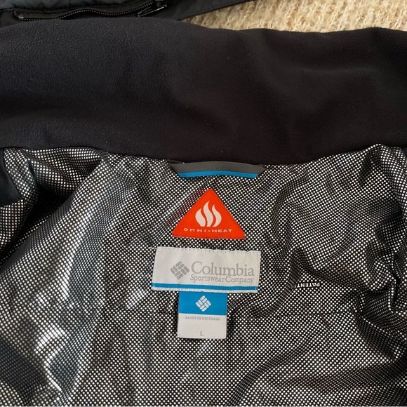 Columbia Omni-Tech Waterproof Ski Jacket Large - Picture 5 of 8
